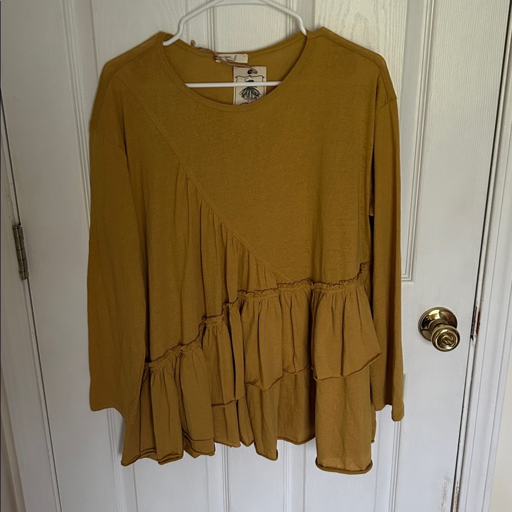 Easel Golden Ruffle Tunic